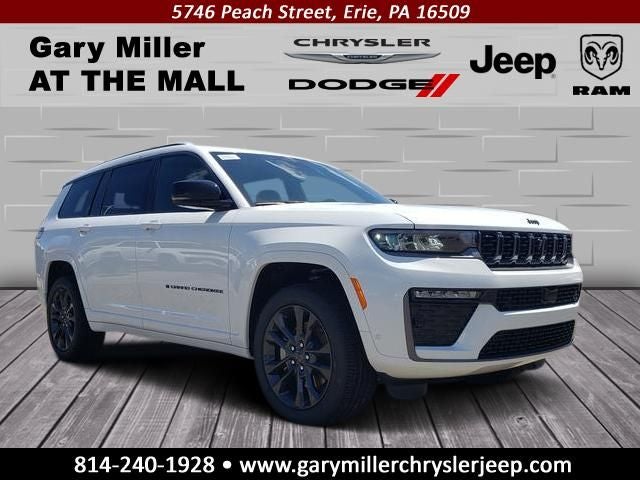 2026 Jeep Grand Cherokee GRAND CHEROKEE L LIMITED RESERVE 4X4 in Bright White Clear-Coat Exterior Paint — front three-quarter view