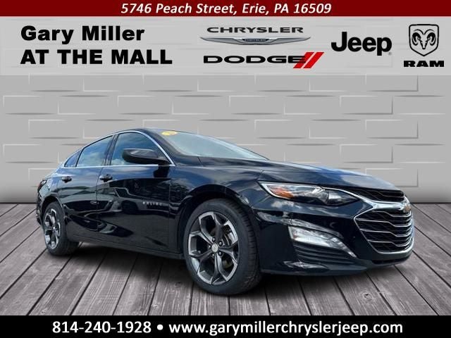 2023 Chevrolet Malibu FWD 1LT in Mosaic Black Metallic — front three-quarter view